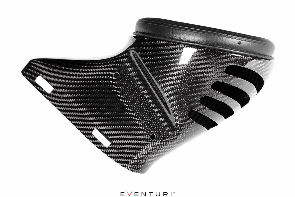 Eventuri Mercedes AMG A45 CLA45 Black Carbon Intake System