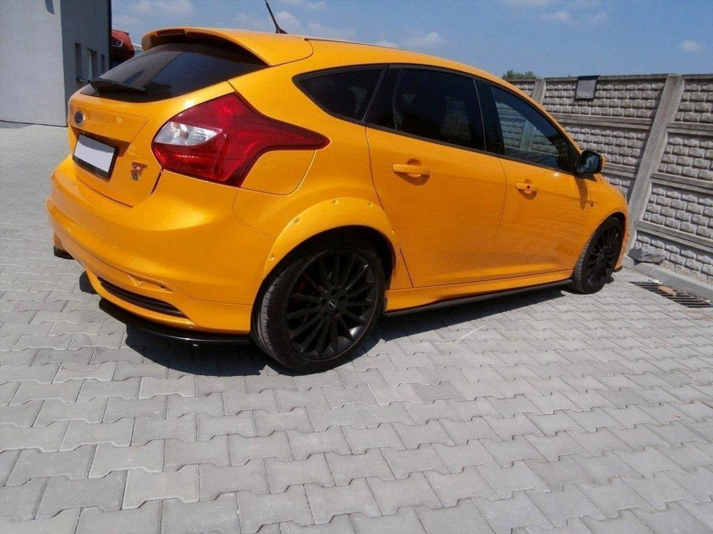 MAXTON DESIGN FENDERS EXTENSION FORD FOCUS ST MK3 (2012-2014)