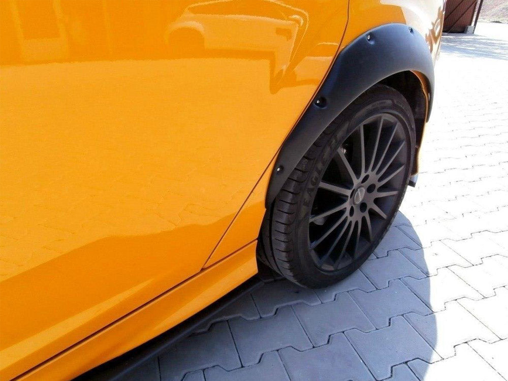 MAXTON DESIGN FENDERS EXTENSION FORD FOCUS ST MK3 (2012-2014)