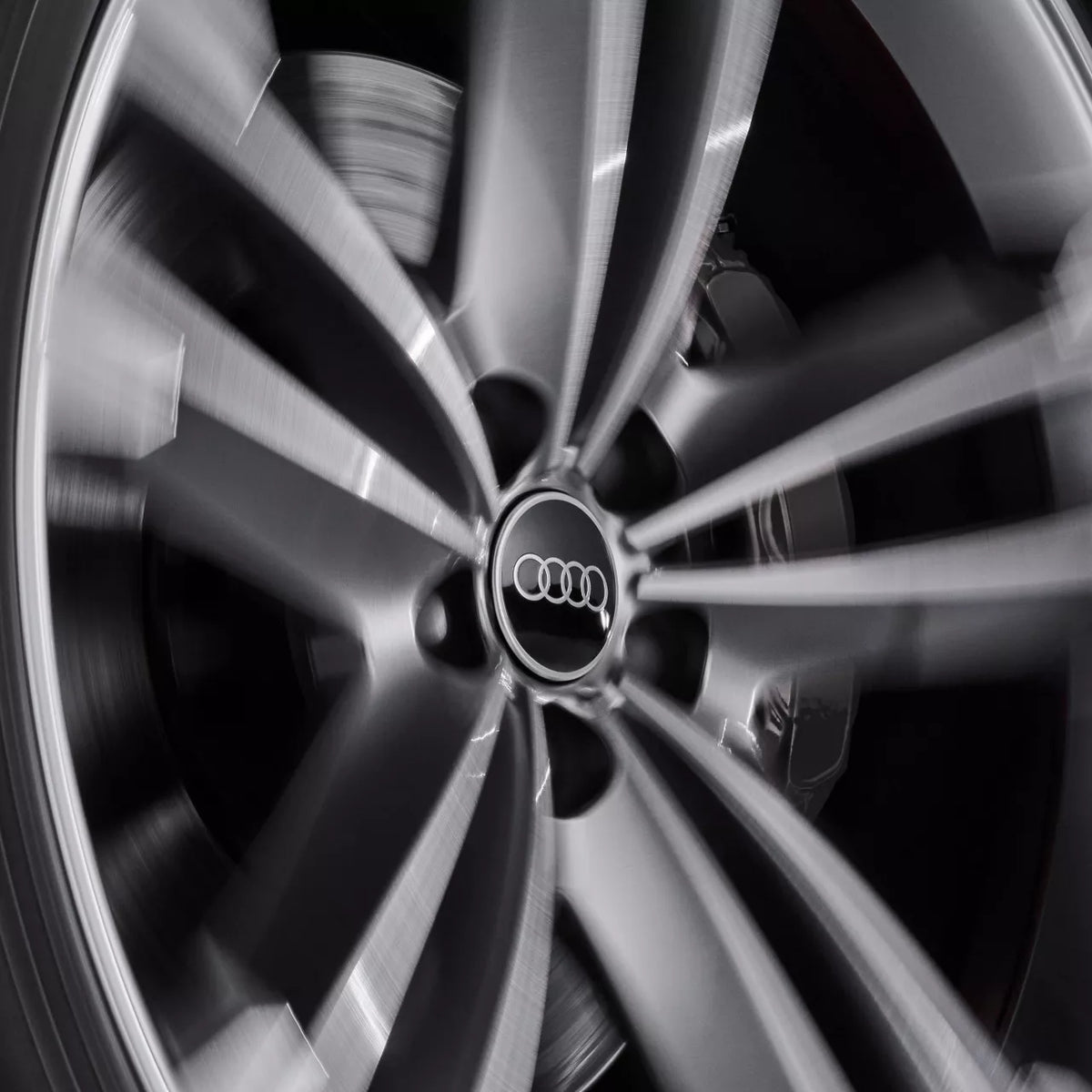 OEM Audi Dynamic Centre caps (Set 4)