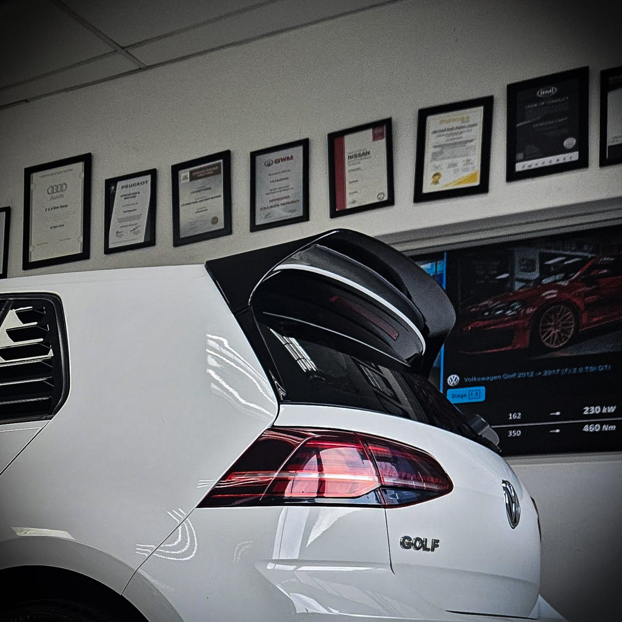 MONTIGENIX CLUBSPORT WING GOLF 7