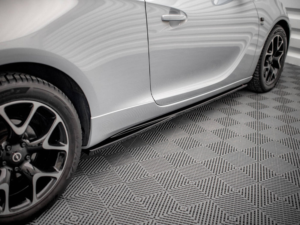 MAXTON DESIGN SIDE SKIRTS DIFFUSERS OPEL ASTRA GTC OPC LINE J — photo 4