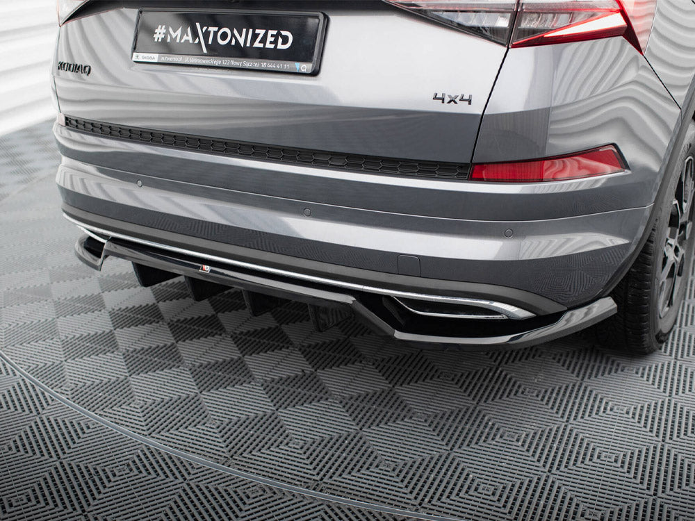 MAXTON DESIGN REAR SPLITTER VERTICAL BARS SKODA KODIAQ SPORTLINE MK1 FACELIFT — photo 3