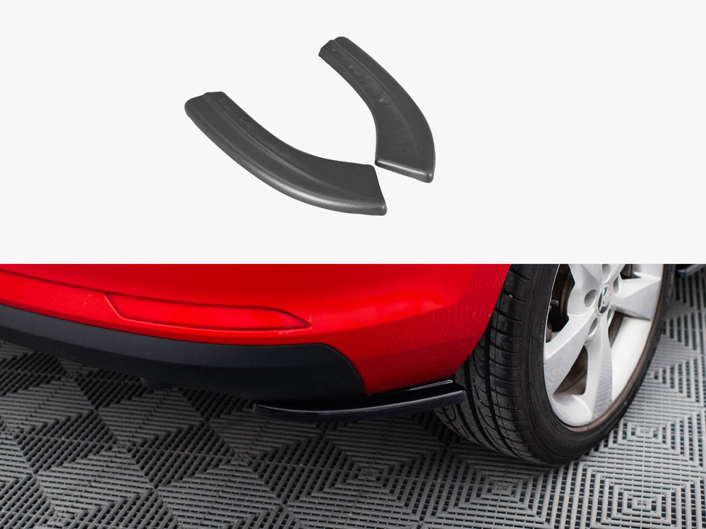 MAXTON DESIGN REAR SIDE SPLITTERS SKODA RAPID SPACEBACK — photo 1