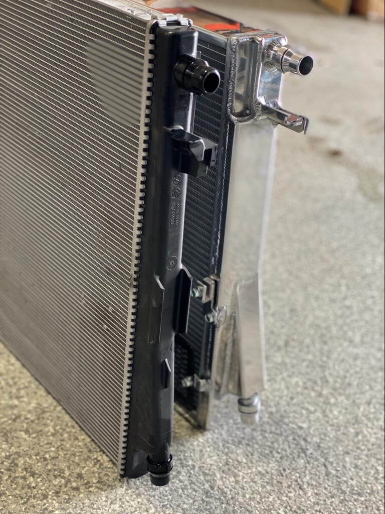 CSF A90/91 TOYOTA SUPRA & BMW G-SERIES HIGH-PERFORMANCE HEAT EXHANGER