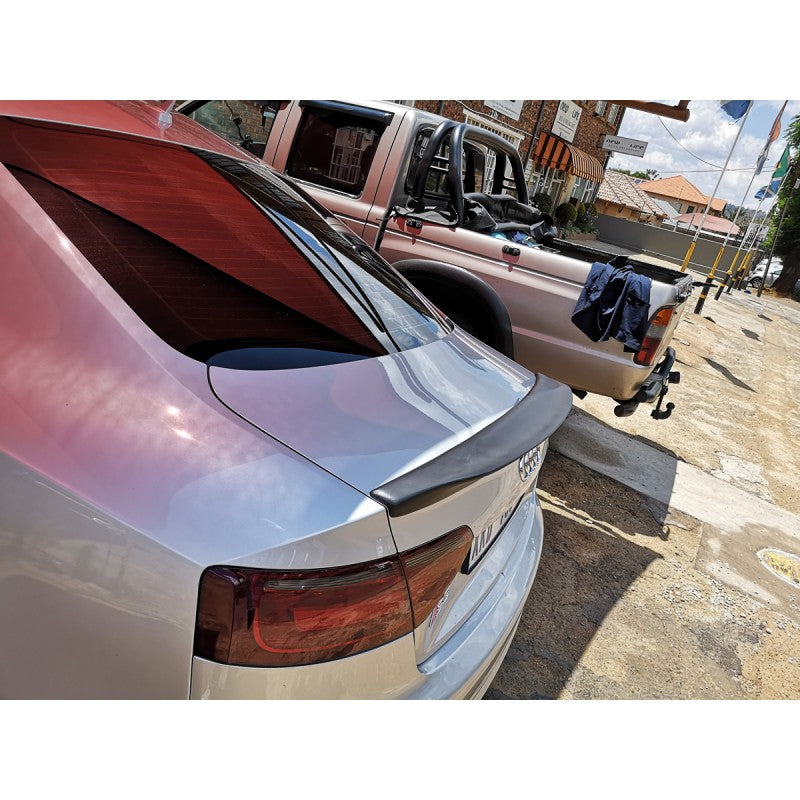 A5 B8 08-11 C style boot spoiler