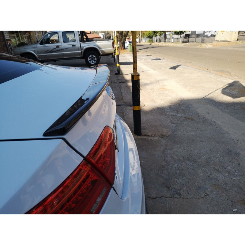 A5 B8 08-11 V style carbon fiber boot spoiler