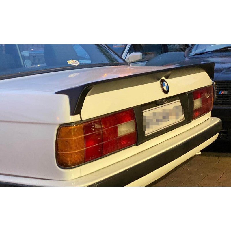 E30 Alpina type boot spoiler