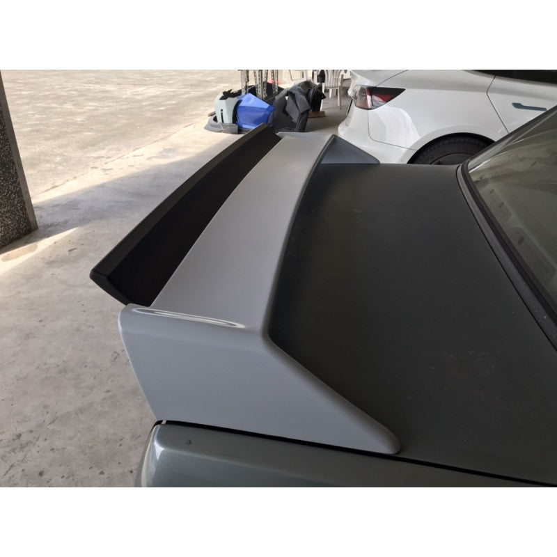 E30 M3 style boot spoiler