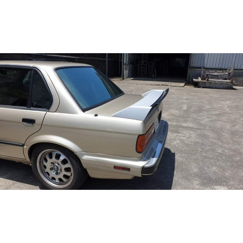 E30 M3 style boot spoiler