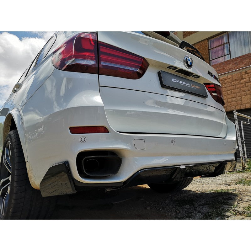 F15 X5 MP style 5pcs rear diffuser