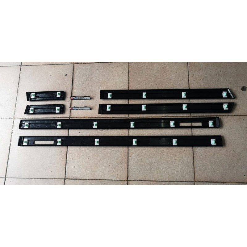 E36 2D coupe door beading (6pcs/set)