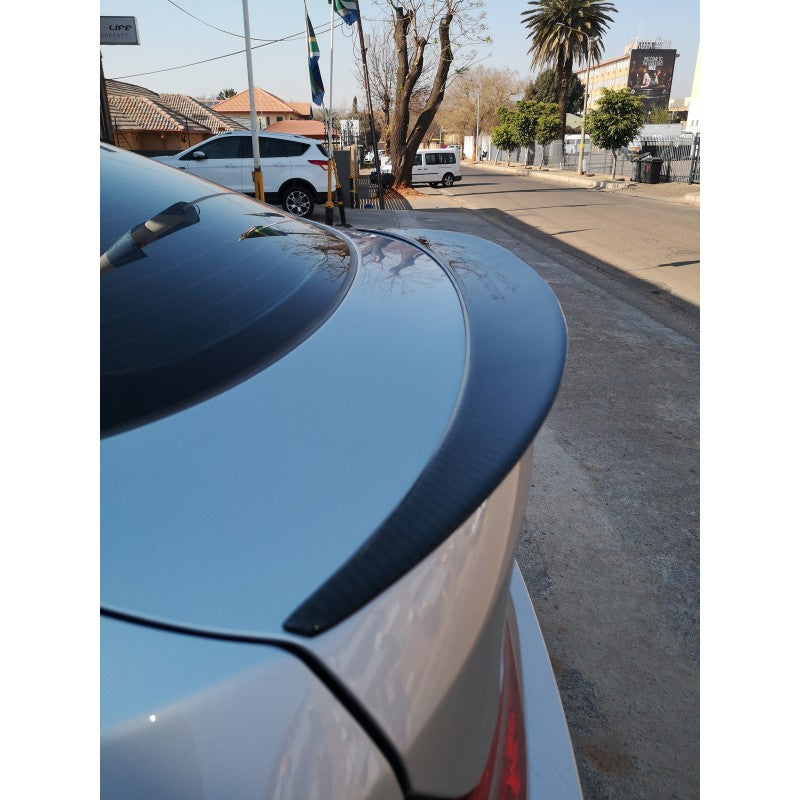 E71 X6 P style carbon fiber boot spoiler