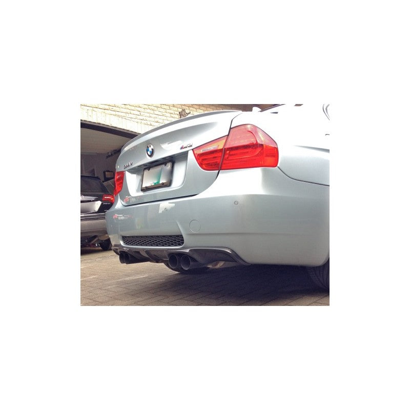 E90 M3 AK-style carbon fiber diffuser