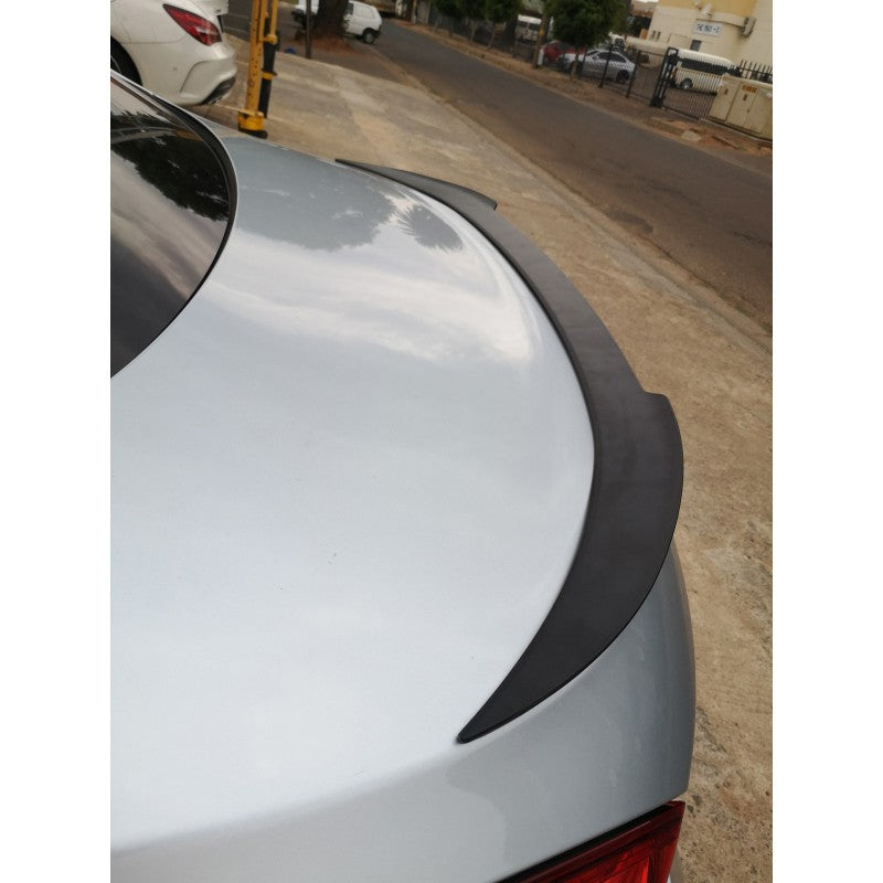 F12 F13 F06 V style boot spoiler (ABS)