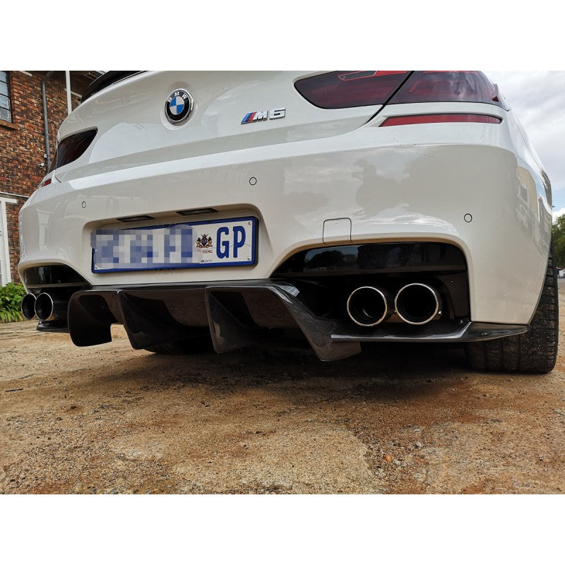 F12 F13 F06 M6 V style carbon rear diffuser