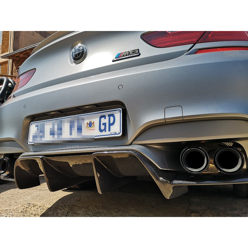 F12 F13 F06 M6 V style carbon rear diffuser
