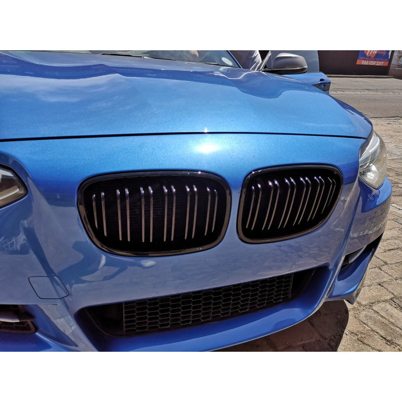 F20 M2 style dual slat grille (non-original)