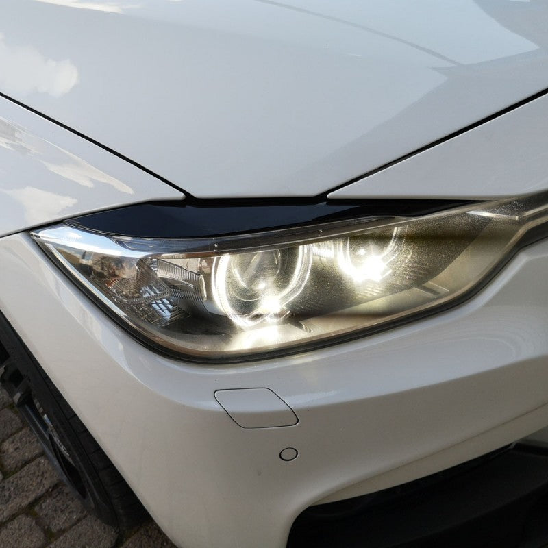 F30 eyelid