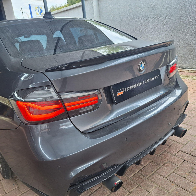 F30 LCI facelift tail light