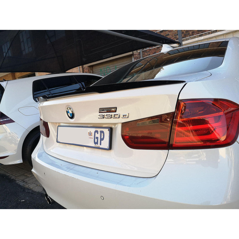 F30 M4 style gloss black boot spoiler