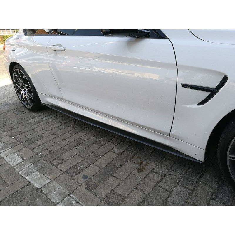 F80 M3 / F82 M4 MP style carbon fiber side skirt extension