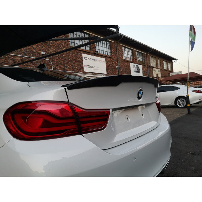 F82 M4 MP style carbon fiber boot spoiler