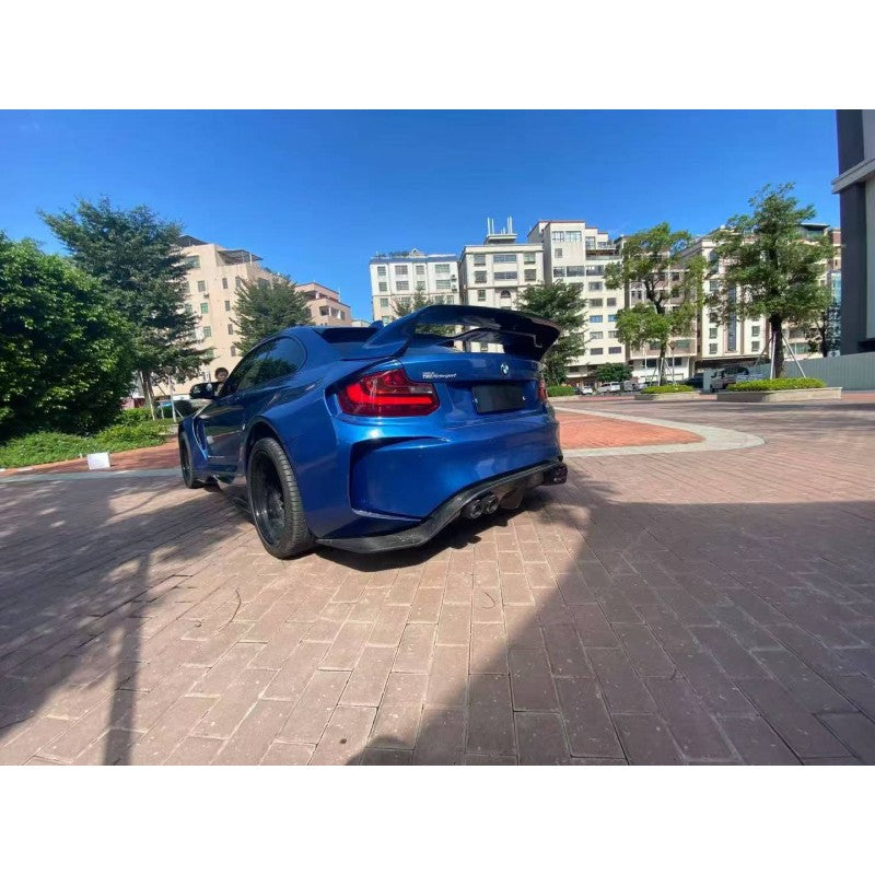 F87 M2 DW pro style bodykit
