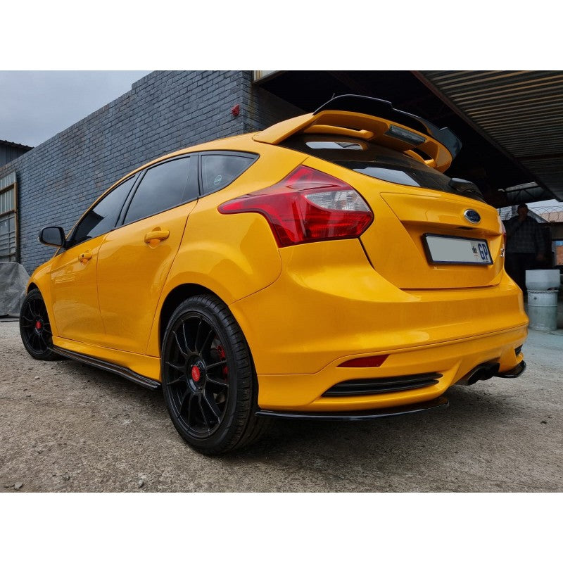 Ford Focus MK3 16-18 rear splitters