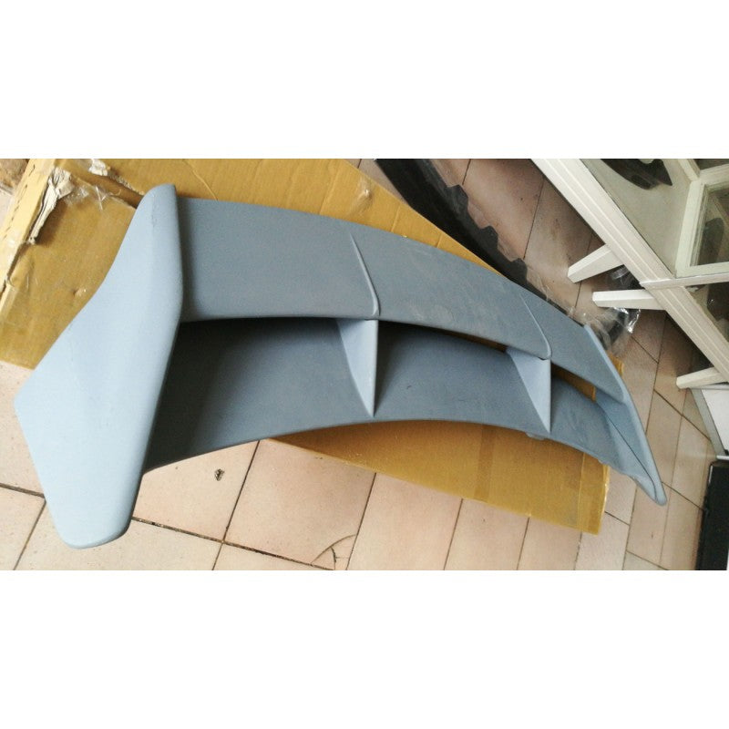 Ford Focus MK2 RS style roof spoiler