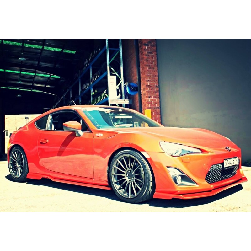 Toyota FT86 RB-style side skirts