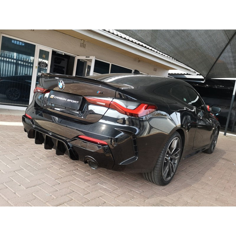 G22 G82 M4 style boot spoiler