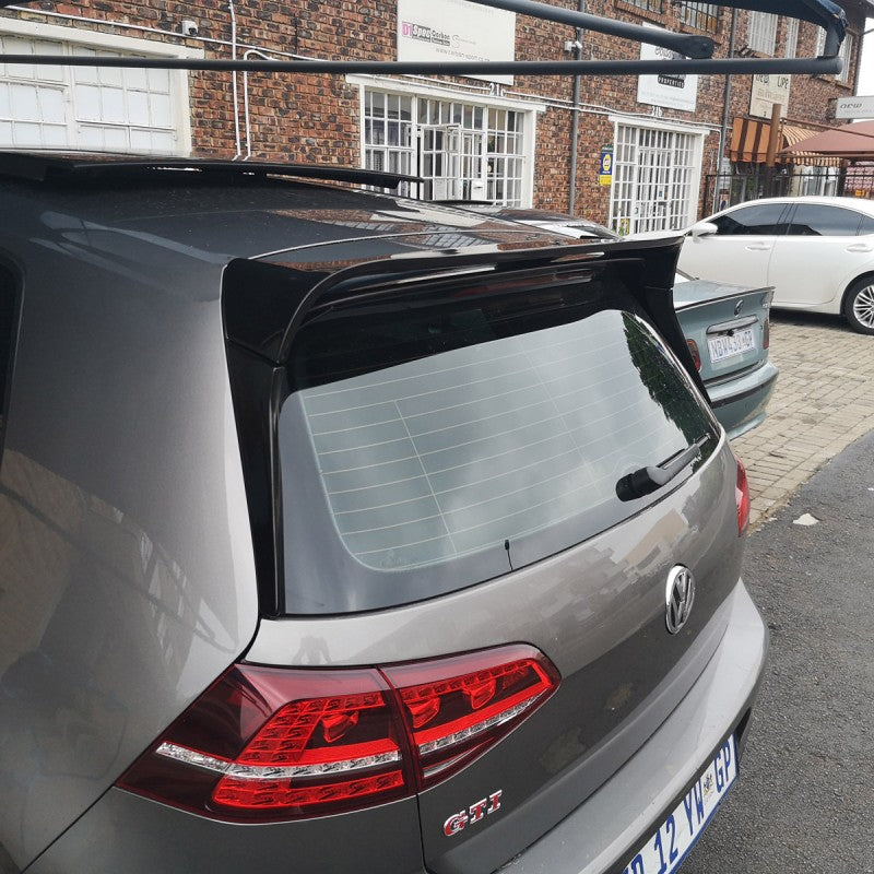 Golf 7 GTI Clubsport style roof spoiler