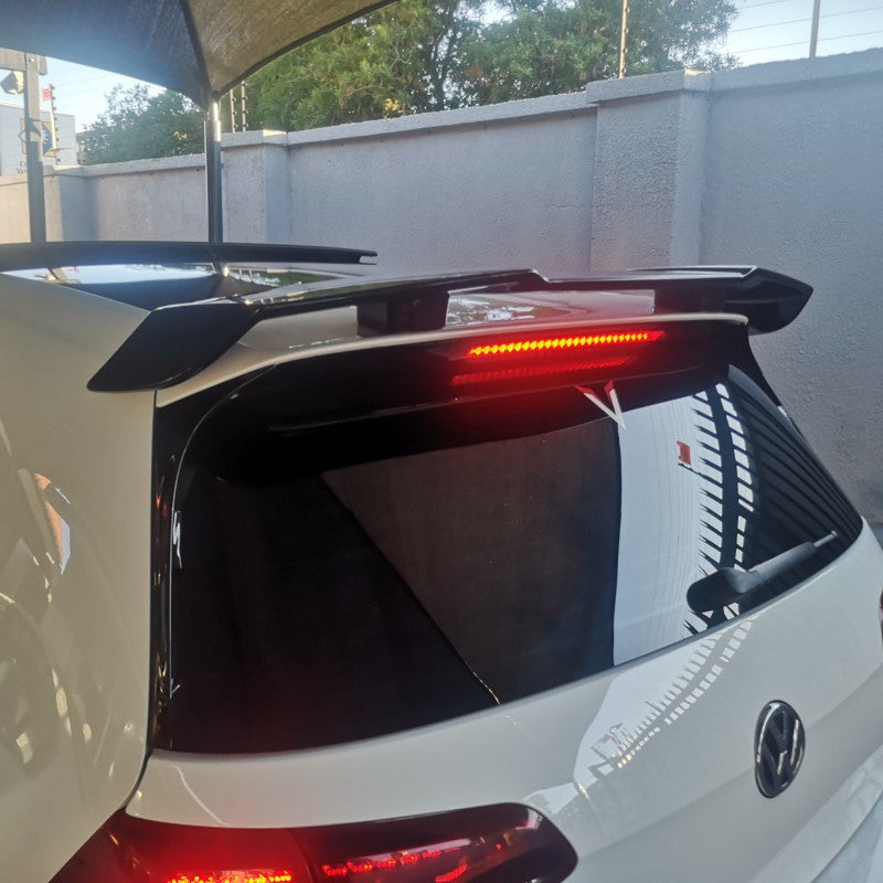 Golf 7 Razor style roof spoiler
