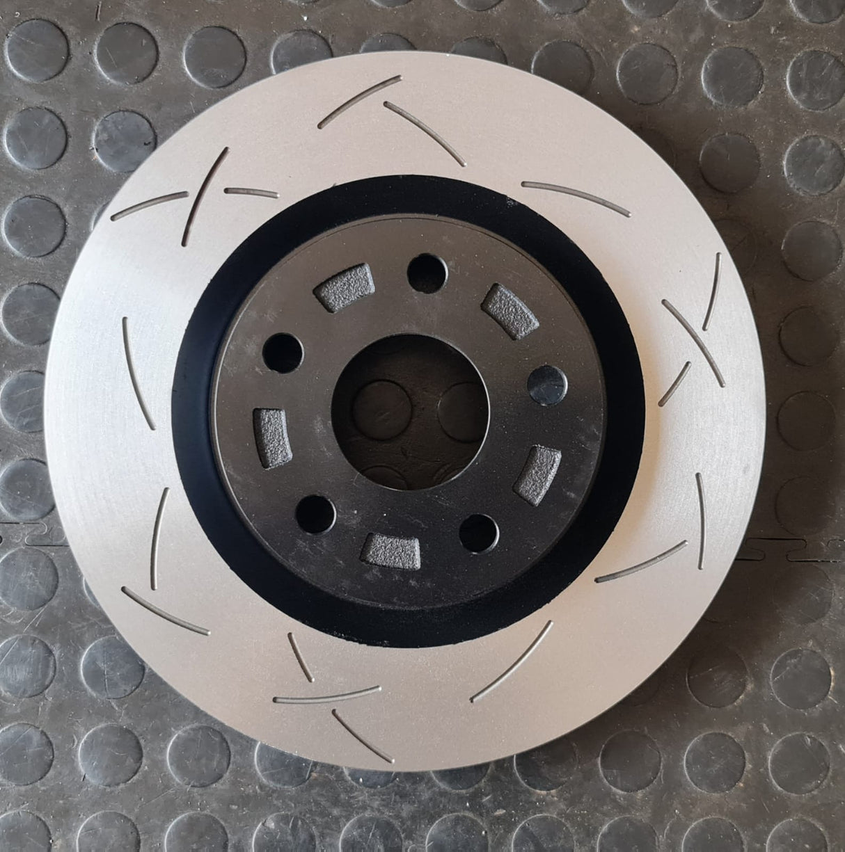 JBS 1 PIECE HEAT TREATED & GROOVED REAR DISCS (VW GOLF MK7 GTI)