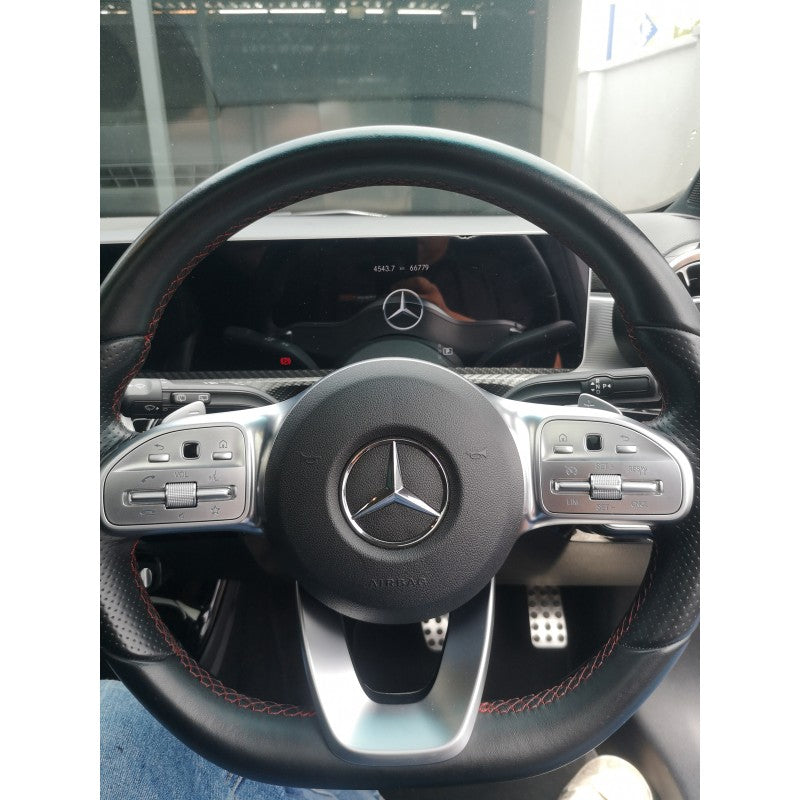 Mercedes Benz 19+ AMG steering trim (black)