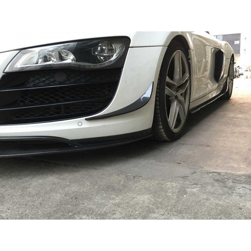 R8 06-15 carbon fiber side skirts