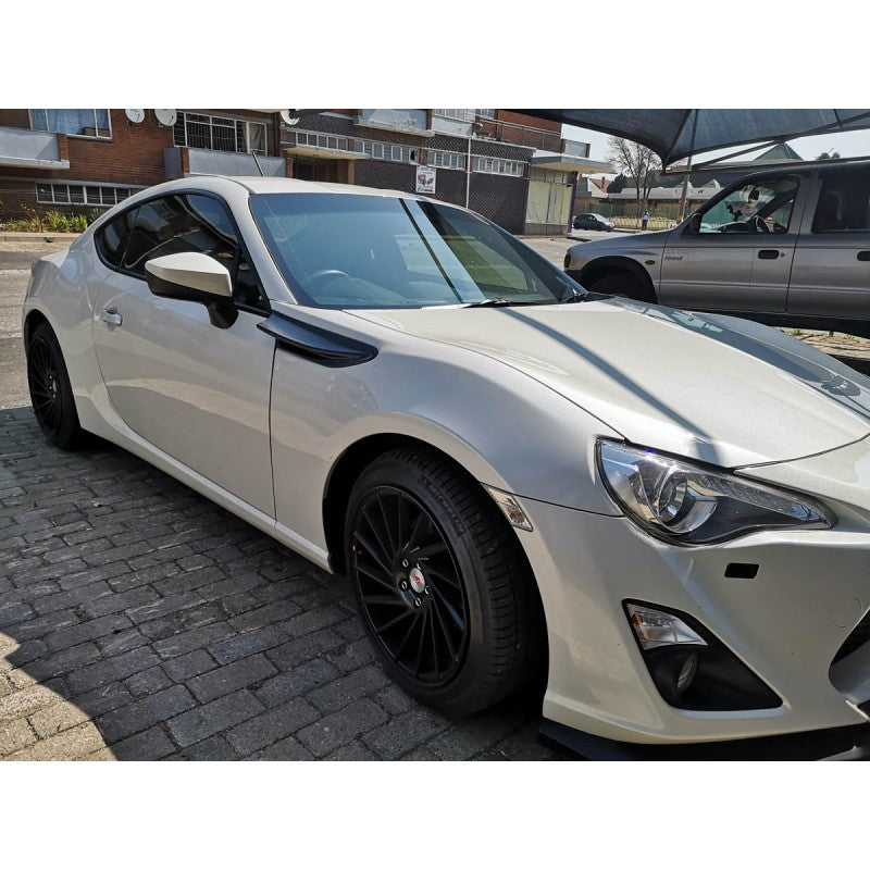 Toyota FT86 carbon fiber fender cover