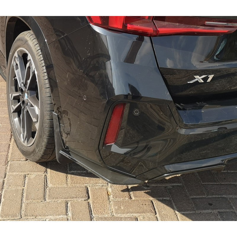 U11 X1 rear splitters