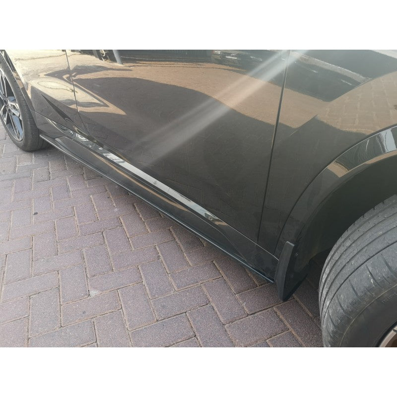 U11 X1 side skirt extension