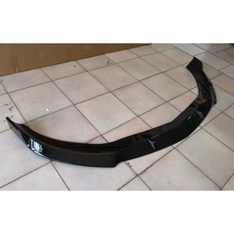 W117 CLA 16-18 facelift B-style front lip (1pc type)