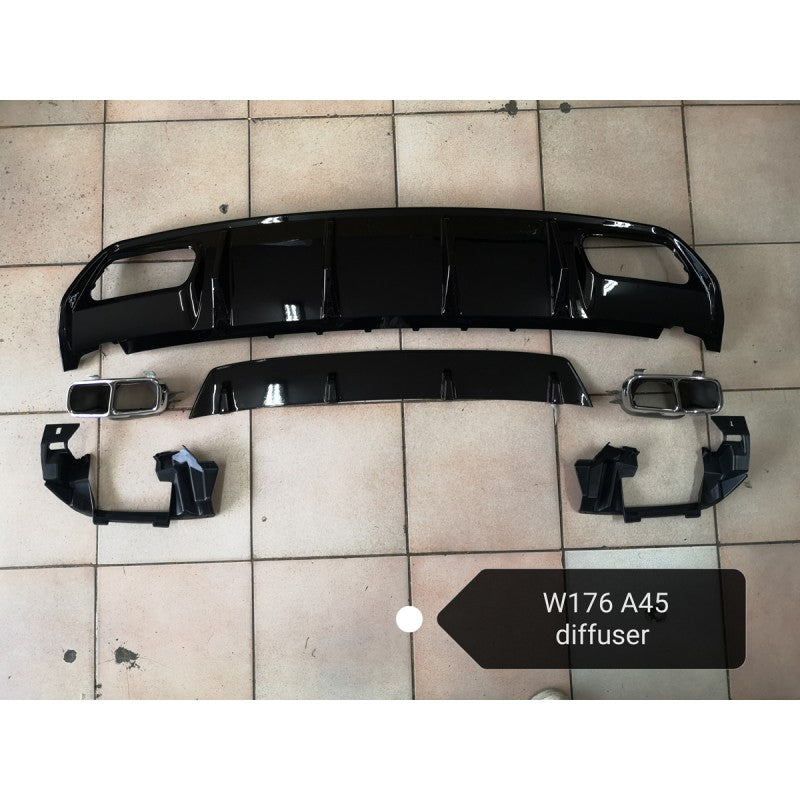 W176 A45 rear diffuser w/tailpipe (Black)