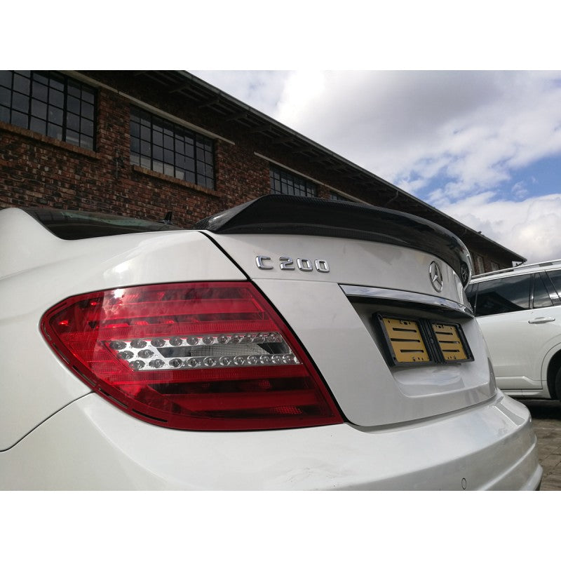 W204 4D VRS-style carbon fiber boot spoiler