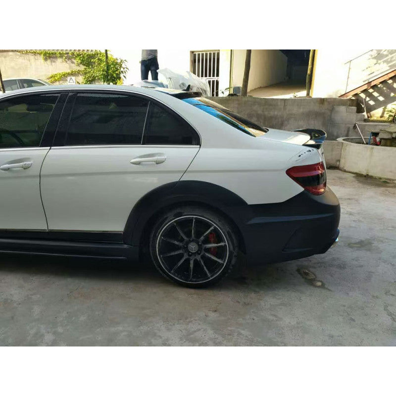 W204 C63 Sedan Blackseries bodykit