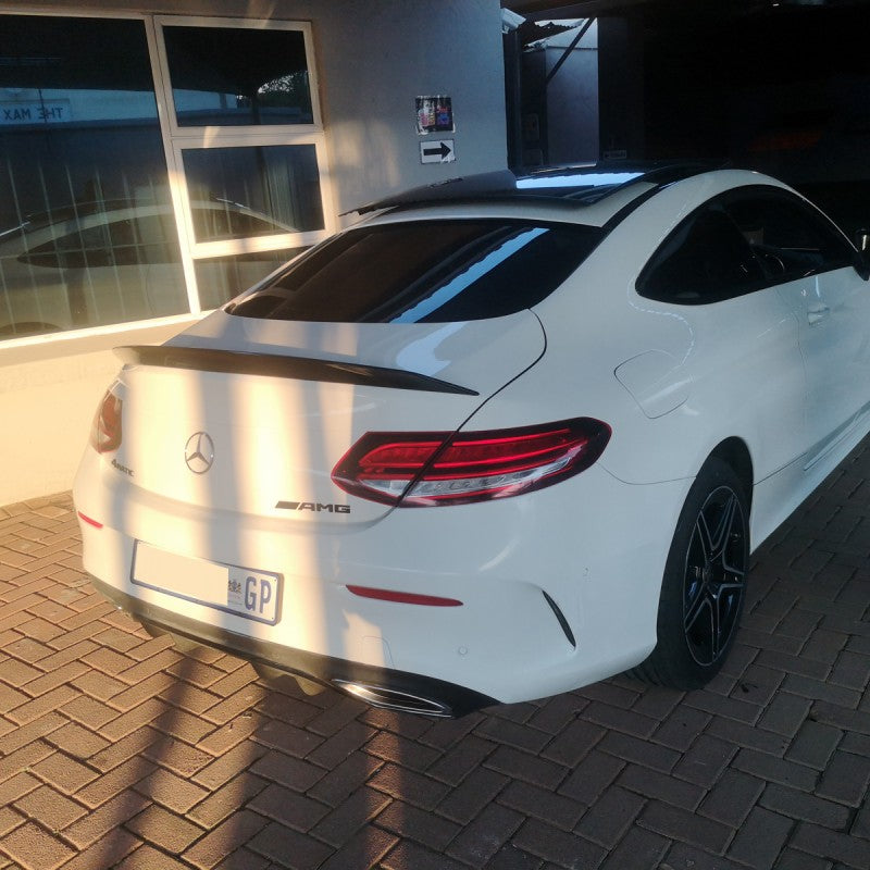 W205 2D DTM-style boot spoiler
