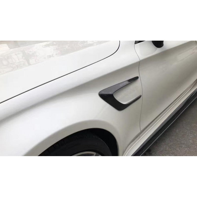 W205 C63 4D 15-17 4D carbon fiber fender vent