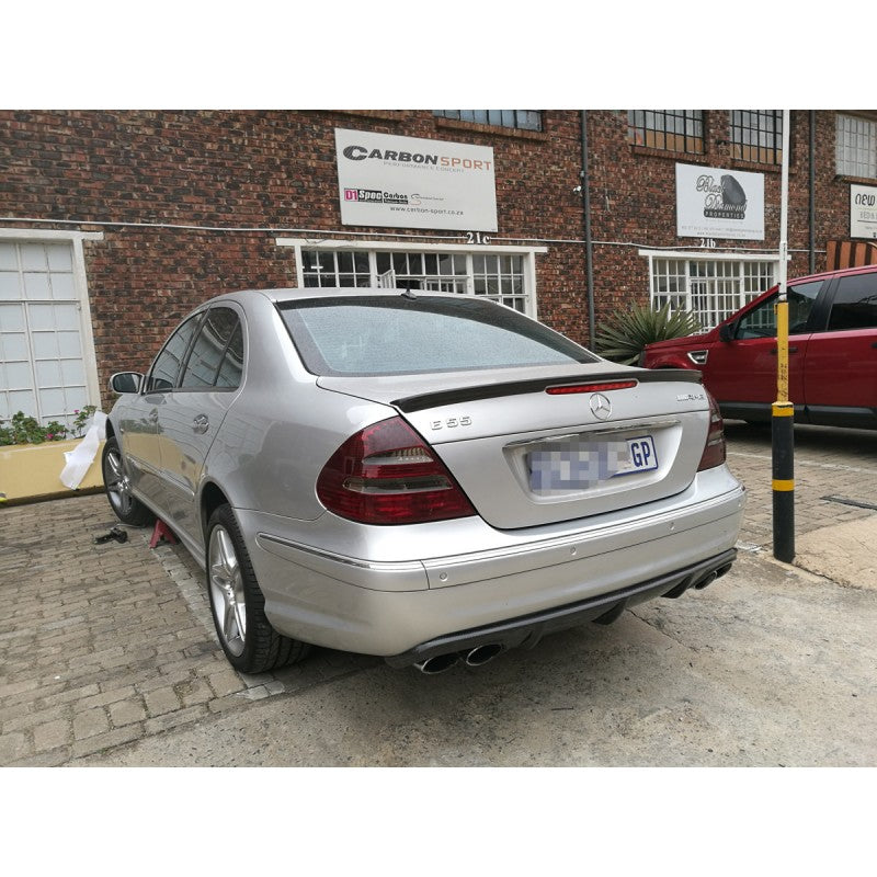 W211 AMG-style carbon fiber boot spoiler