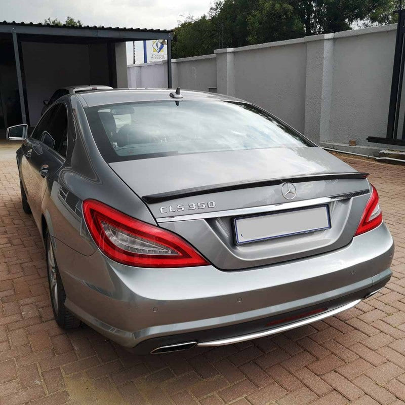 W218 AMG carbon fiber boot spoiler