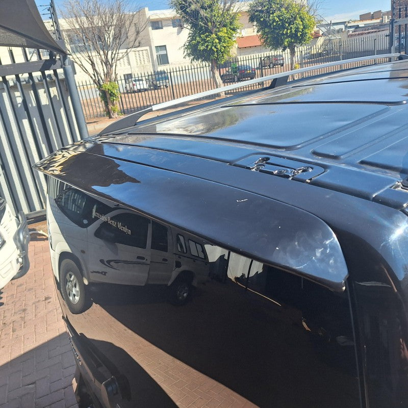 W447 V-Class replacement boot spoiler w/brakelight