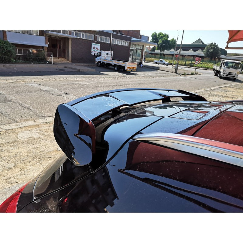 X156 GLA45 AMG edition-1 roof spoiler